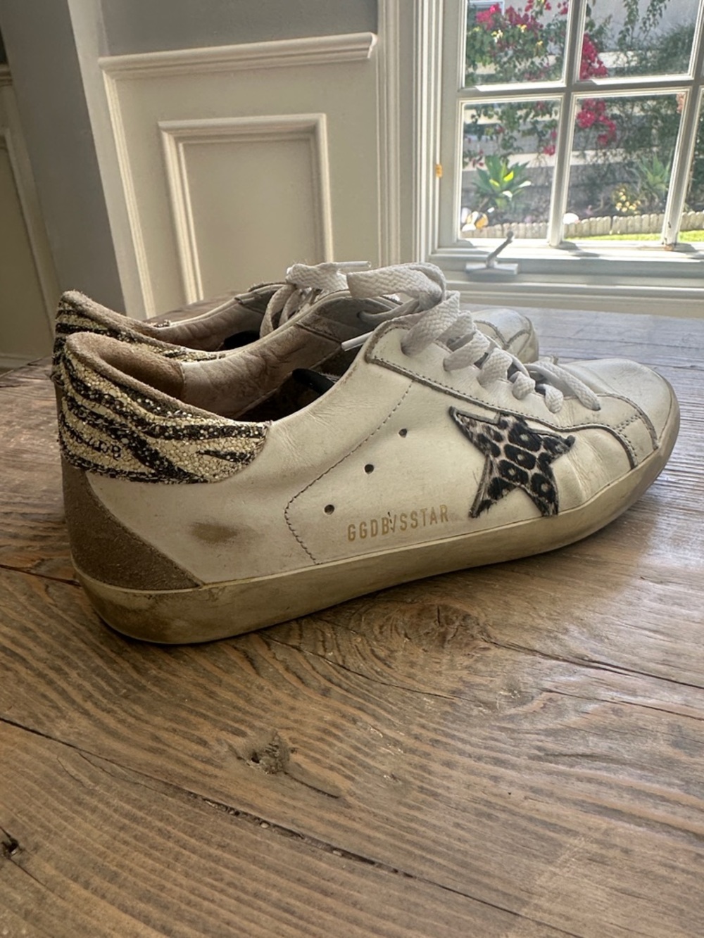 Golden Goose White Leather Sneakers with Leopard Star Detail and Gold Heel - Picture 7 of 12